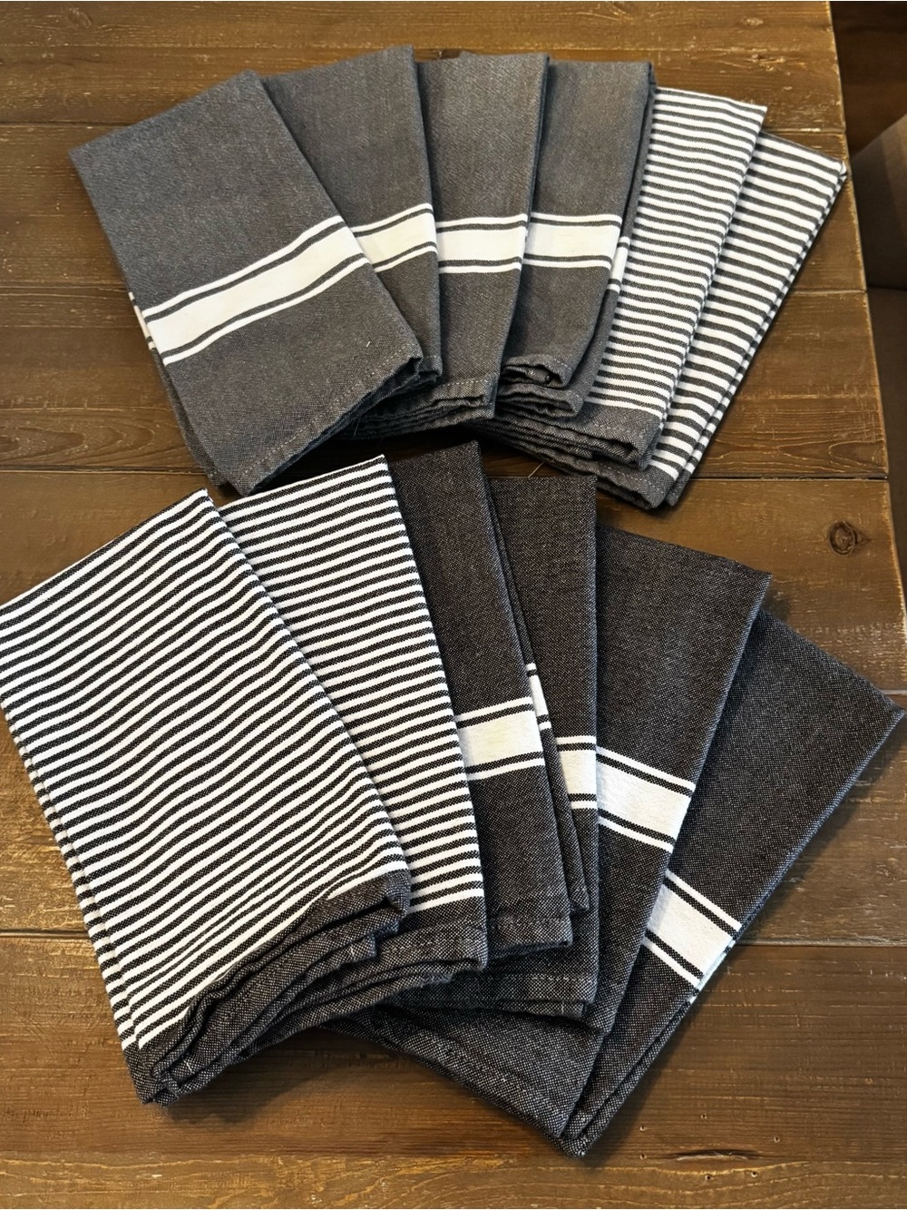 Set of 12 Cotton Napkins – Farmhouse Stripe